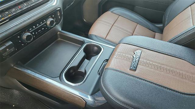 Used 2024 Chevrolet Silverado 3500 High Country w/ High Country Premium Package image 17