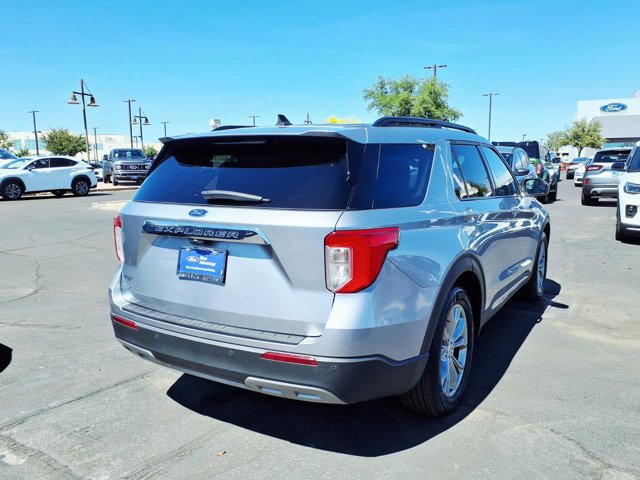 Certified 2022 Ford Explorer XLT w/ Equipment Group 202A image 6