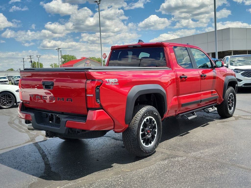 Used 2024 Toyota Tacoma TRD Off-Road AWD/4WD image 4