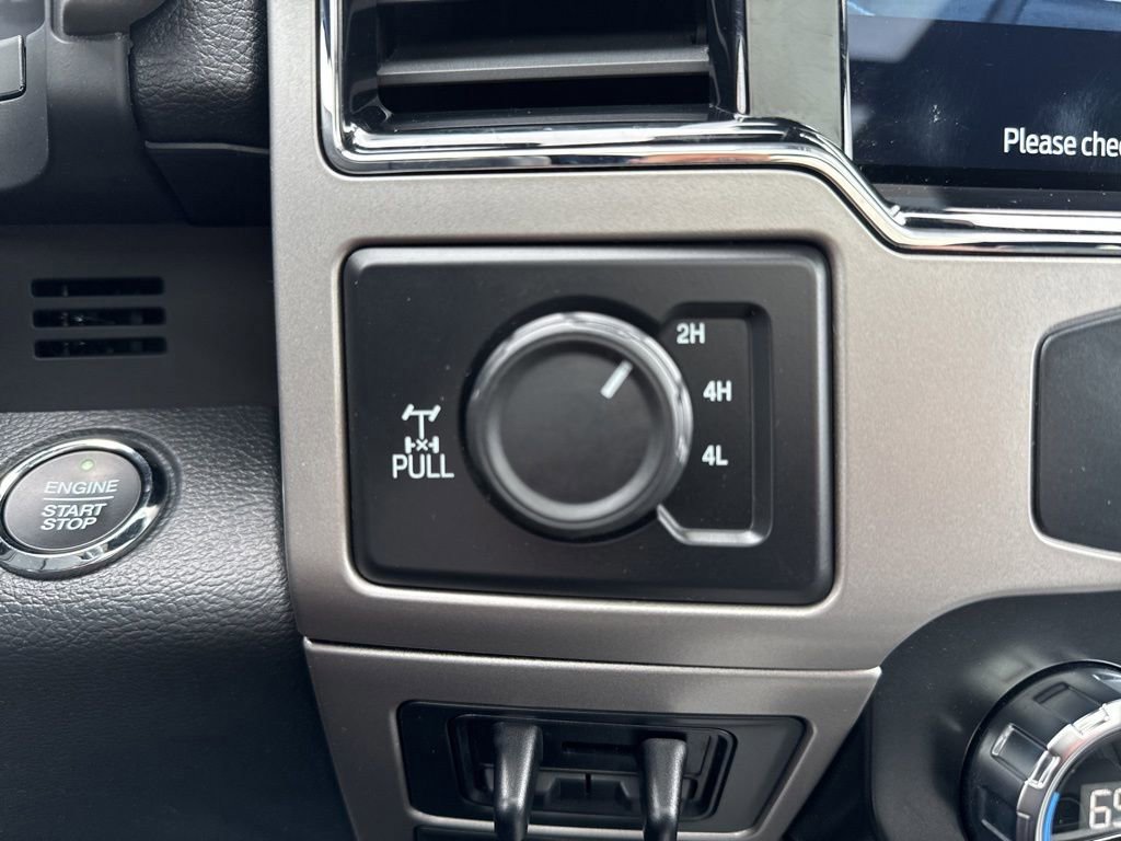 Certified 2022 Ford F350 Lariat w/ Lariat Ultimate Package image 34