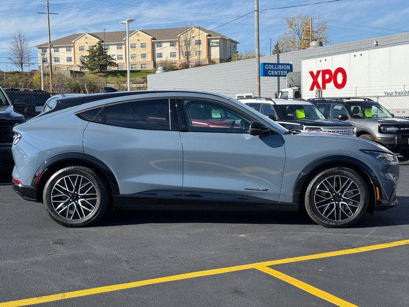 Certified 2024 Ford Mustang Mach-E Premium image 5