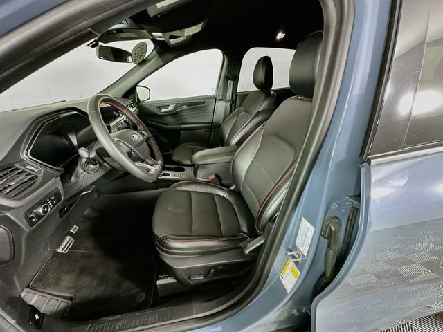 Certified 2023 Ford Escape ST-Line Select AWD/4WD image 29