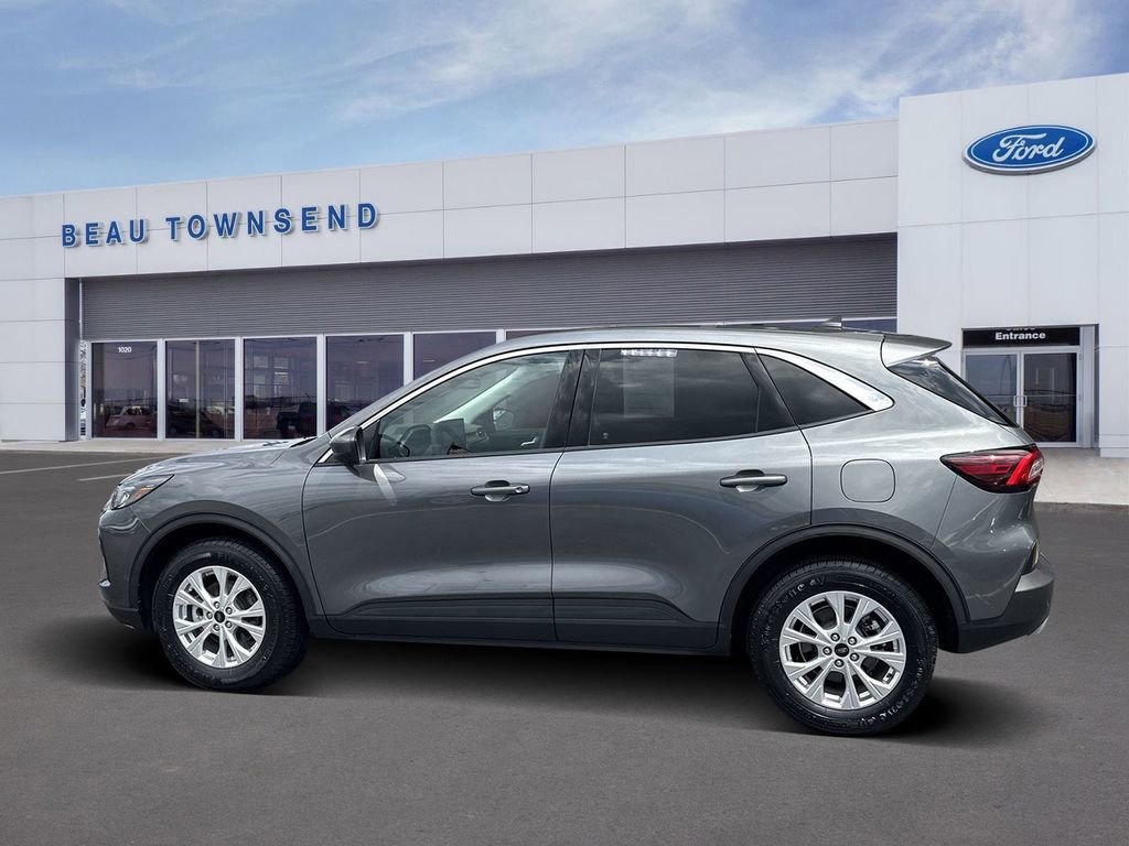 Certified 2023 Ford Escape Active w/ Tech Pack #2 image 2