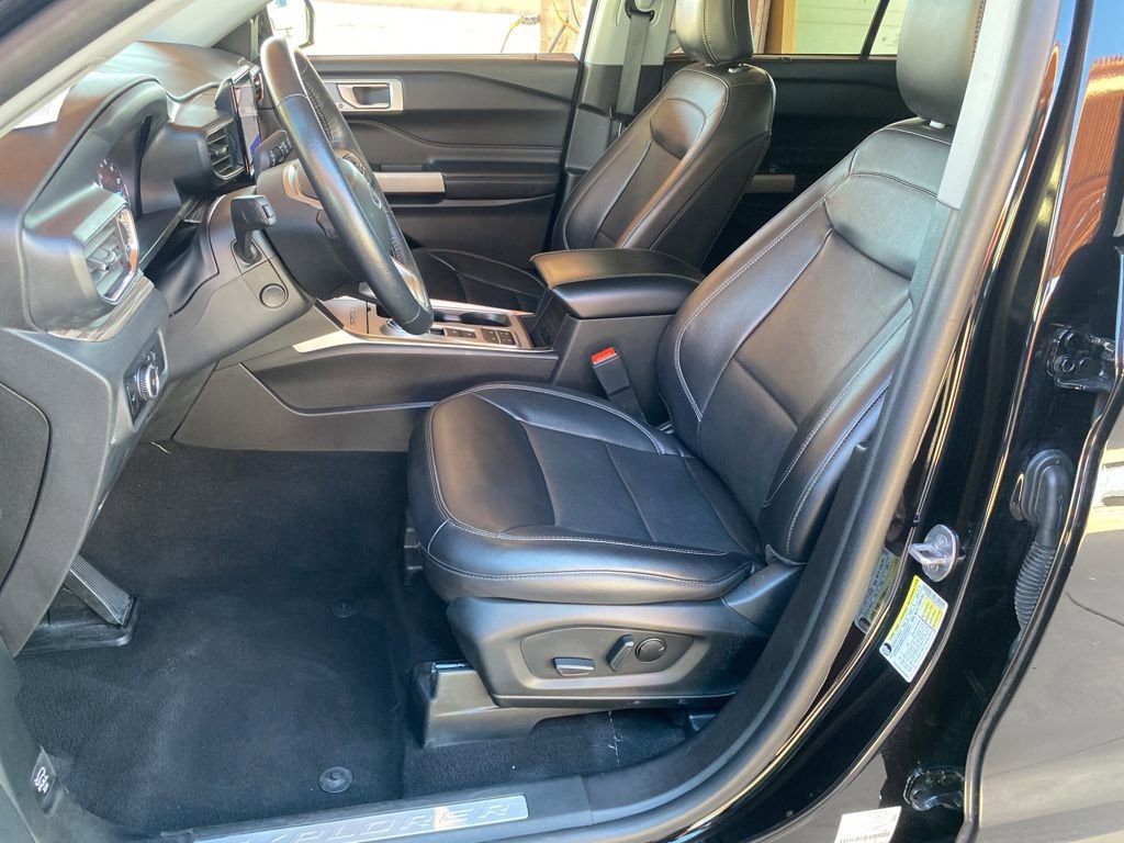 Certified 2023 Ford Explorer Limited w/ Equipment Group 301A image 26