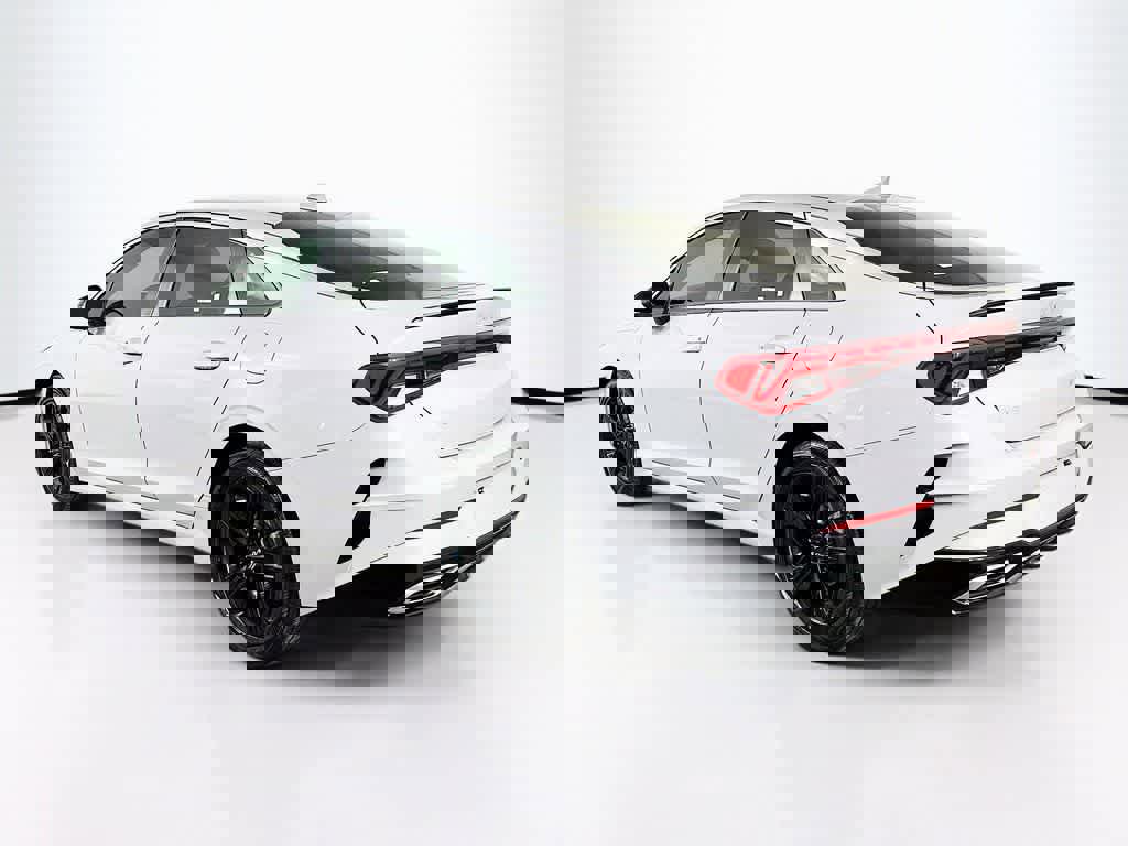 Used 2023 Kia K5 GT-Line w/ GT-Line Premium Package image 4