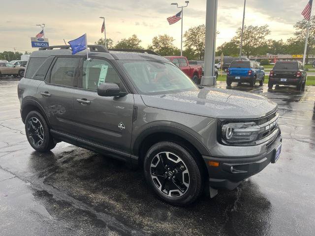 Certified 2023 Ford Bronco Sport Outer Banks w/ Tech Package AWD/4WD image 8