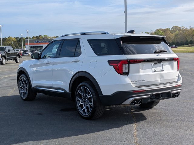 Certified 2025 Ford Explorer Platinum w/ Ultimate Package AWD/4WD image 6