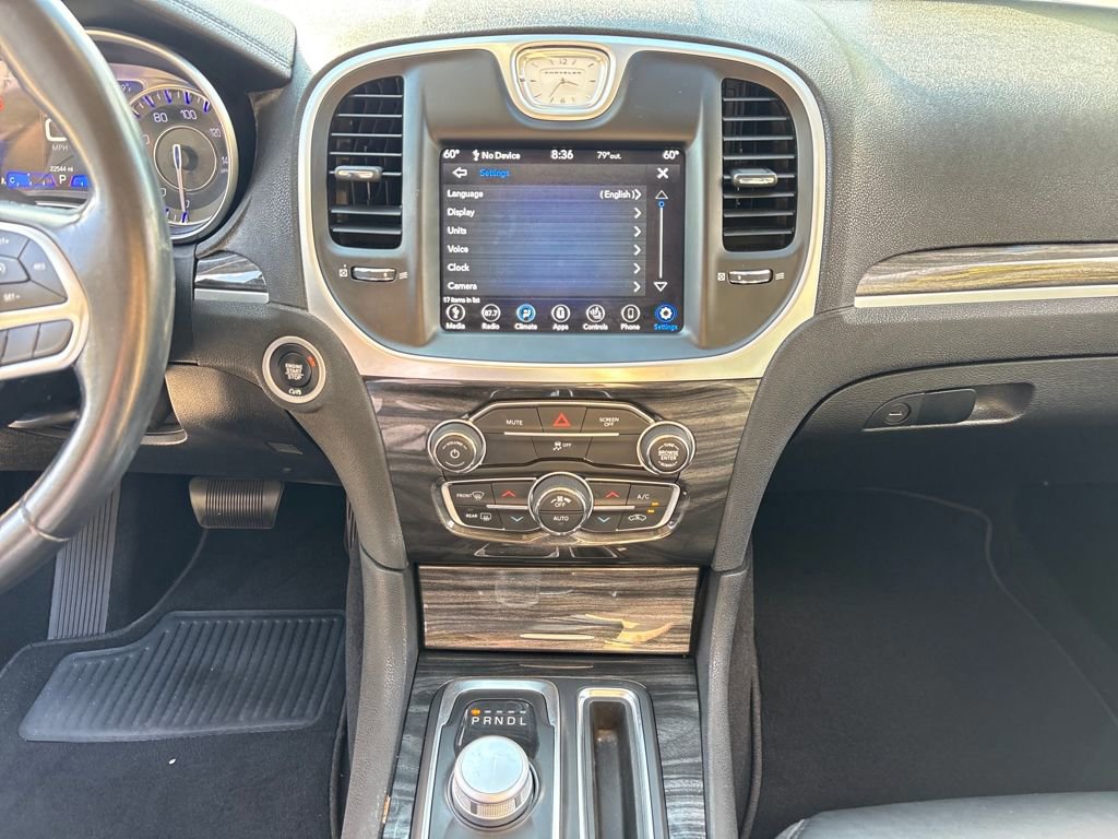 Used 2019 Chrysler 300 Touring L w/ Quick Order Package 22F image 22