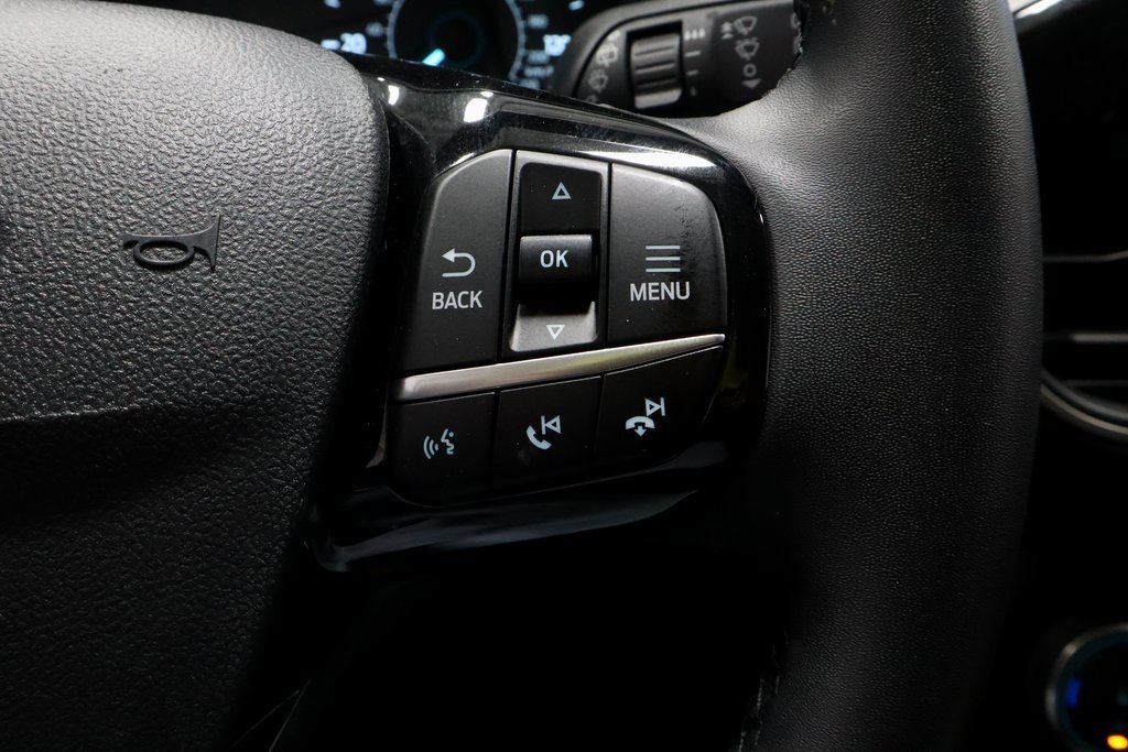 Certified 2022 Ford Escape SE w/ SE Sport Appearance Package image 29