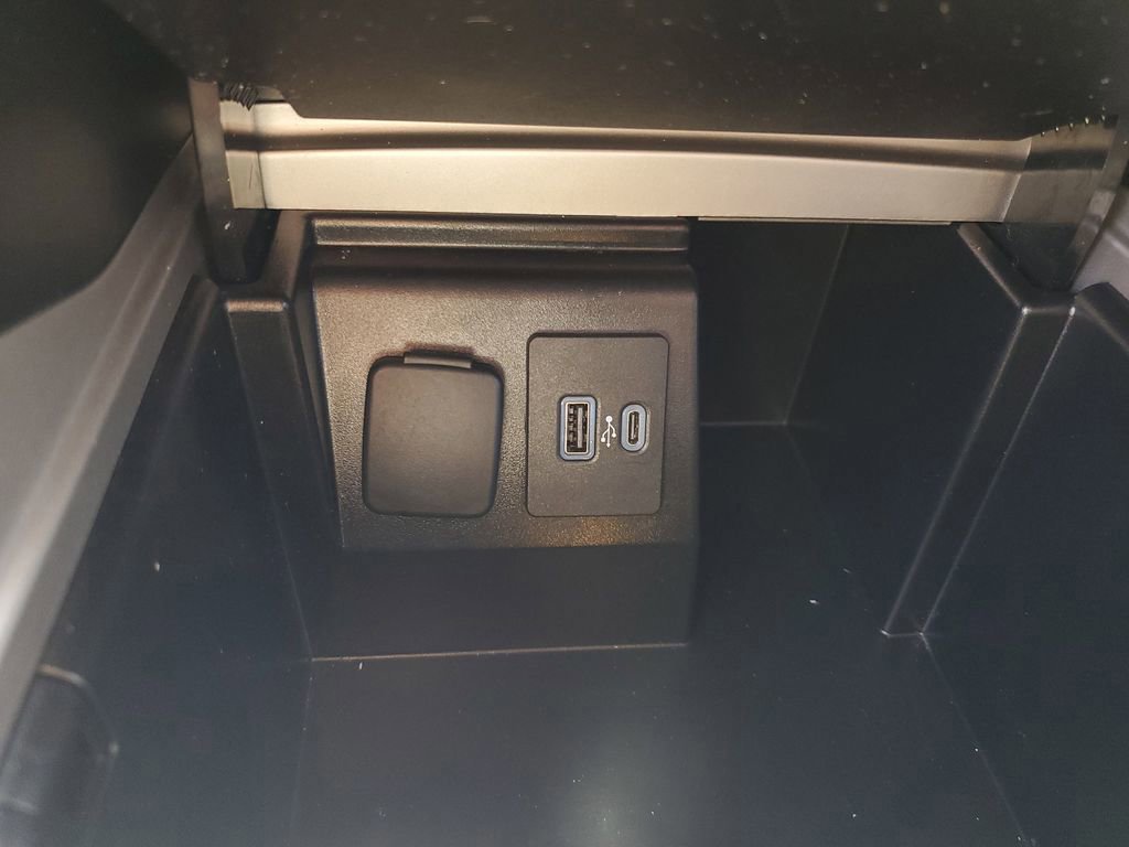 Certified 2023 Ford Explorer XLT w/ Equipment Group 202A image 23