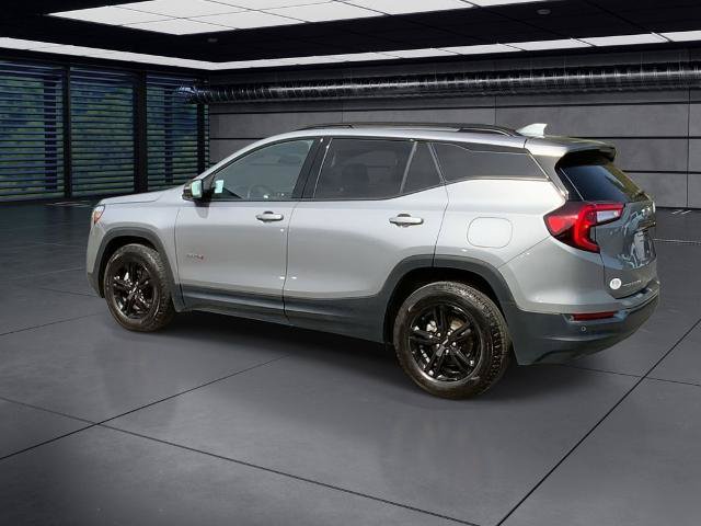 Used 2024 GMC Terrain AT4 AWD/4WD image 11
