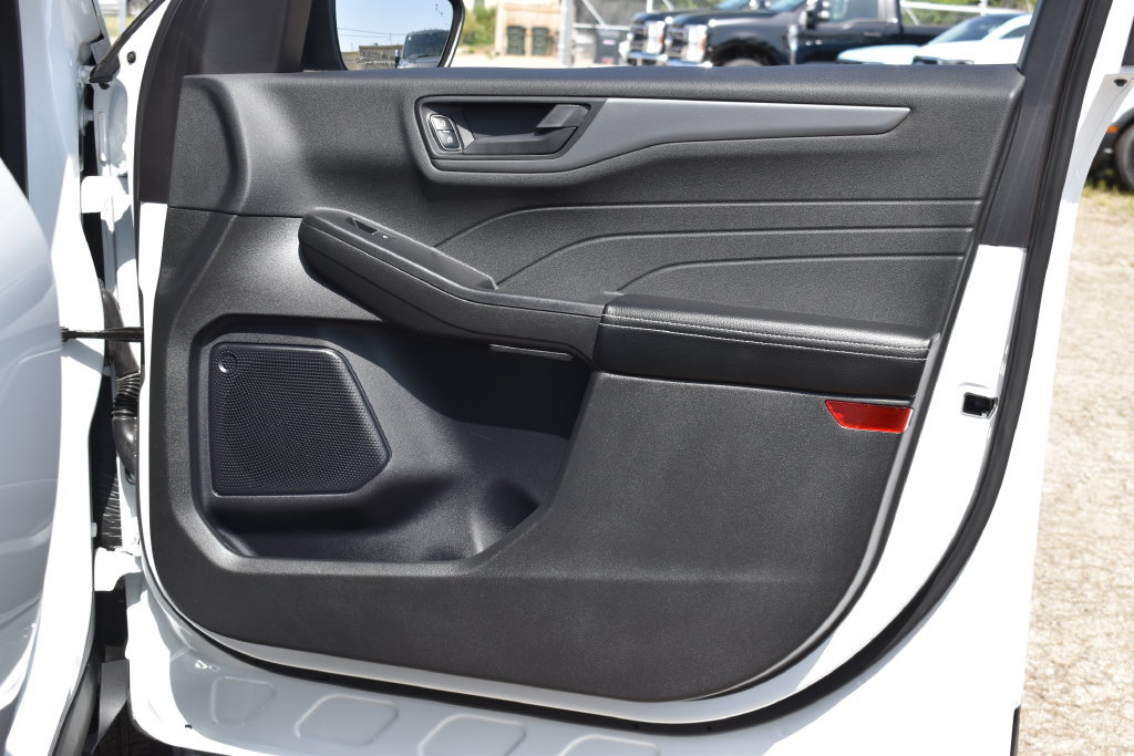 Certified 2023 Ford Escape Active AWD/4WD image 33