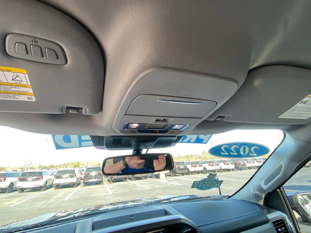 Certified 2022 Ford F150 Lariat w/ Equipment Group 502A High image 19