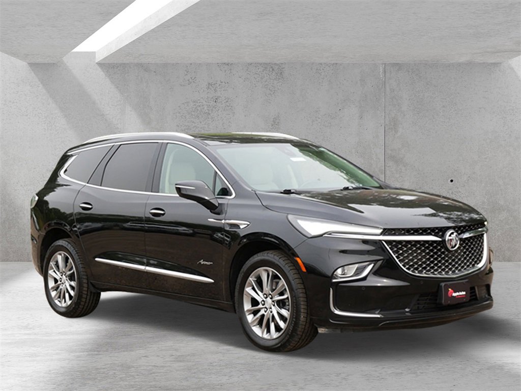 Used 2022 Buick Enclave Avenir w/ Trailering Package, 5000 lbs.