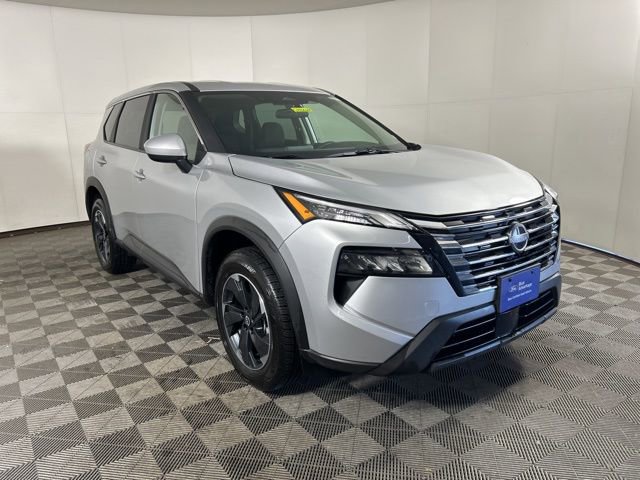 Used 2025 Nissan Rogue SV
