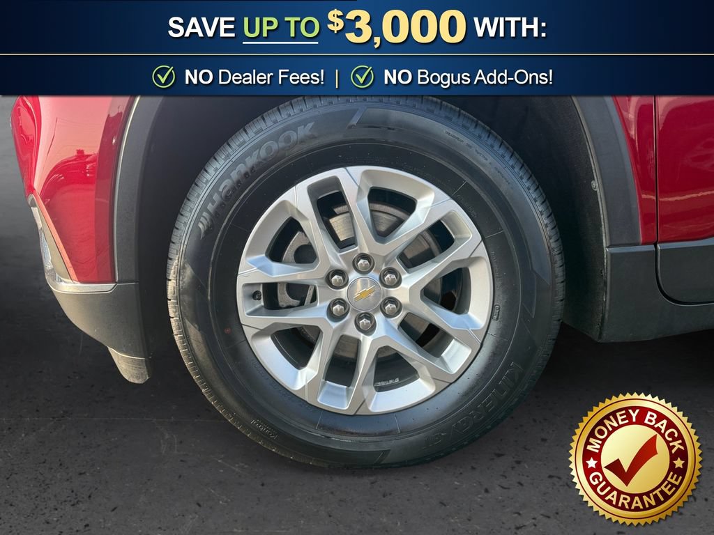 Used 2020 Chevrolet Traverse LT FWD image 11