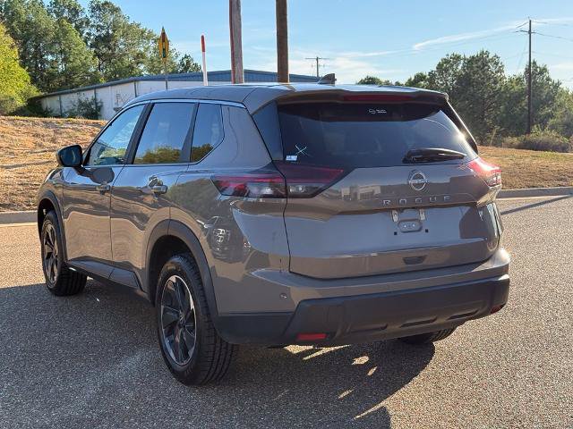 Used 2025 Nissan Rogue SV FWD image 7
