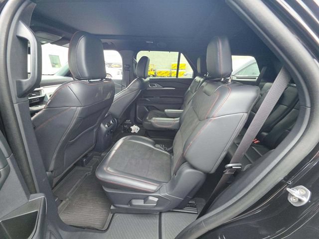 Certified 2025 Ford Explorer ST AWD/4WD image 16