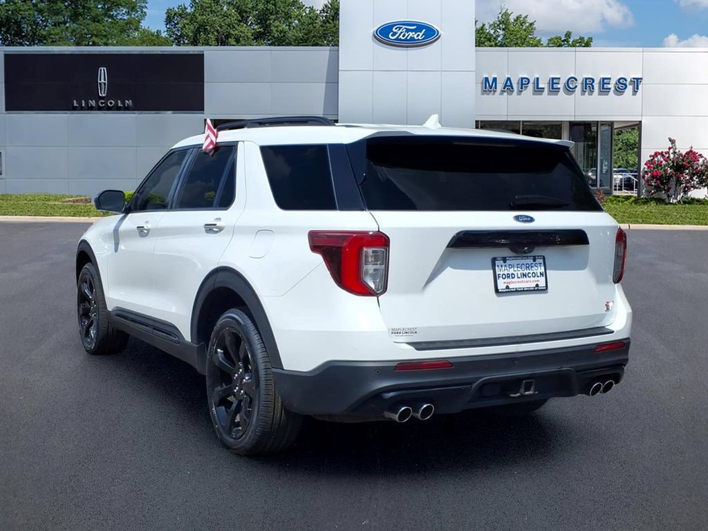 Certified 2022 Ford Explorer ST w/ ST Street Pack AWD/4WD image 3