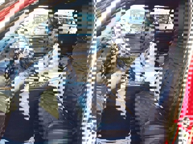 Certified 2021 Ford Explorer Platinum w/ Equipment Group 601A image 26