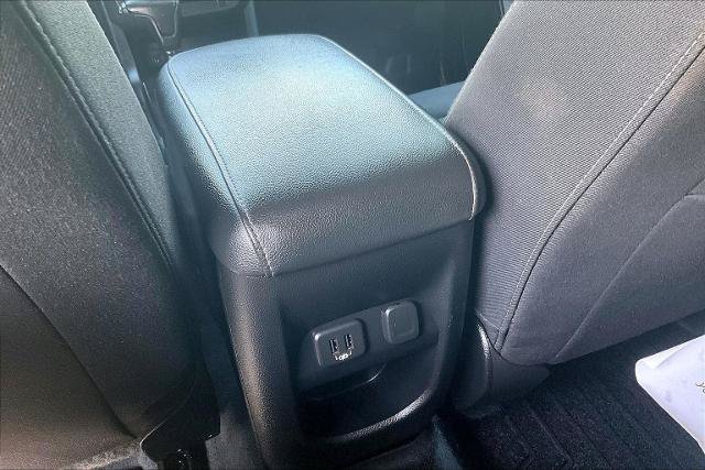 Used 2020 GMC Canyon SLE w/ Elevation Edition RWD image 34