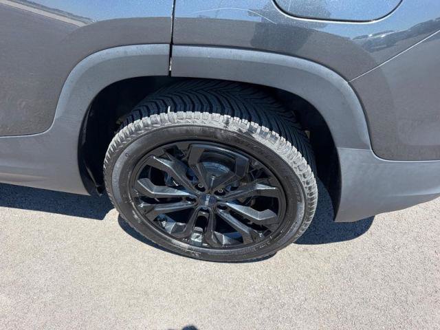 Used 2020 GMC Terrain SLE w/ Driver Convenience Package FWD image 8