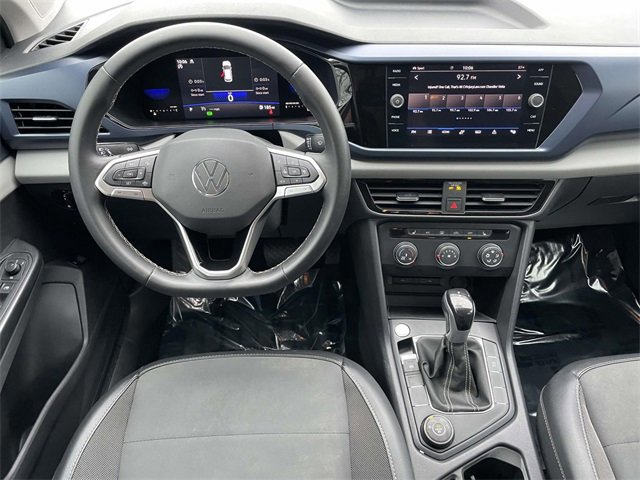 Used 2022 Volkswagen Taos SE image 9