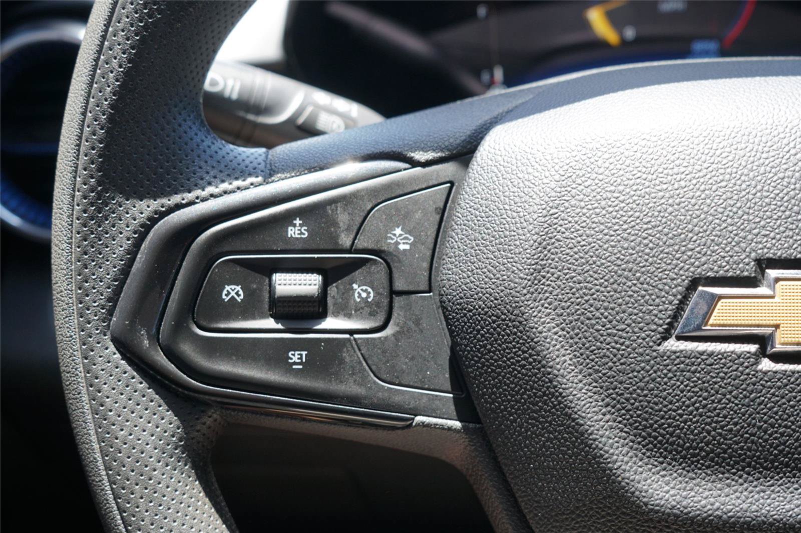 Used 2024 Chevrolet Trax LT FWD image 16