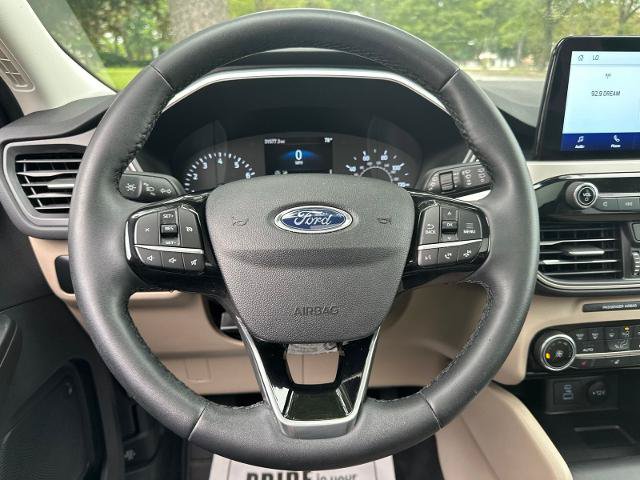 Certified 2022 Ford Escape SE w/ Cold Weather Package FWD image 13