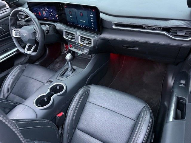 Certified 2025 Ford Mustang Premium image 15