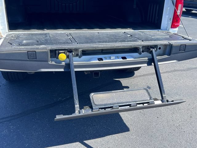 Certified 2022 Ford F150 XLT w/ Equipment Group 301A Mid AWD/4WD image 10