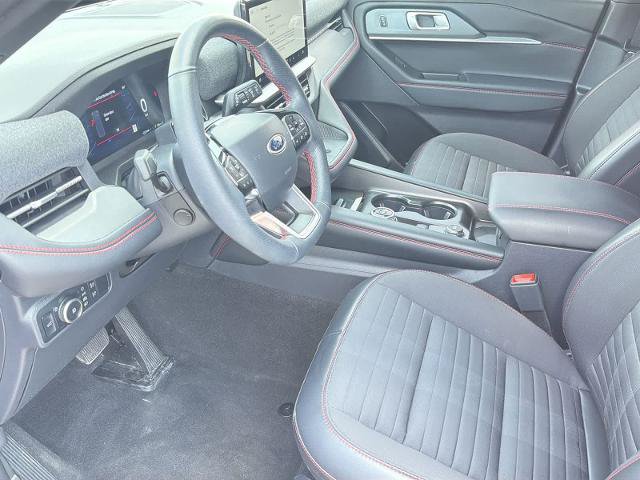 Certified 2025 Ford Explorer ST-Line w/ Premium Package AWD/4WD image 10