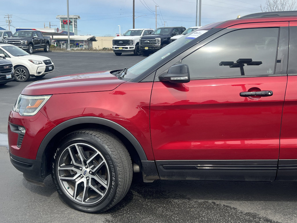 Certified 2018 Ford Explorer Sport AWD/4WD image 7