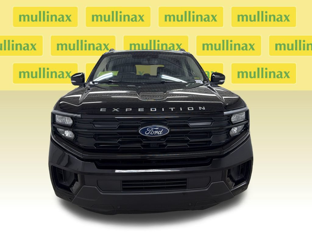 Certified 2025 Ford Expedition Active RWD image 17