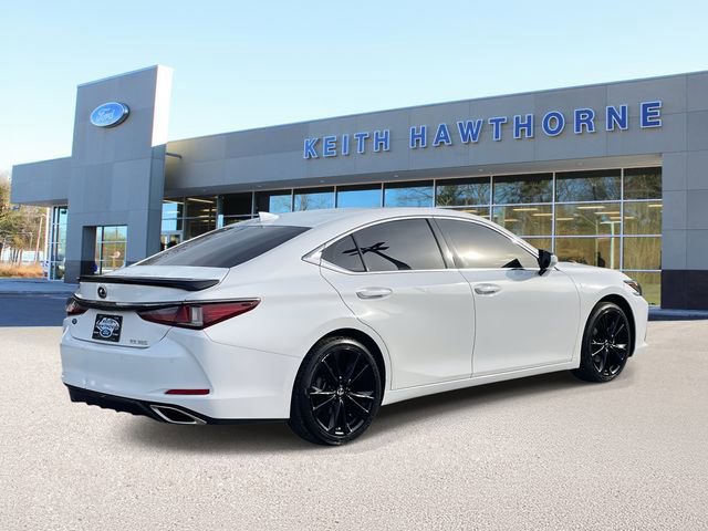 Used 2023 Lexus ES 350 F Sport w/ Accessory Package (Z2) image 4