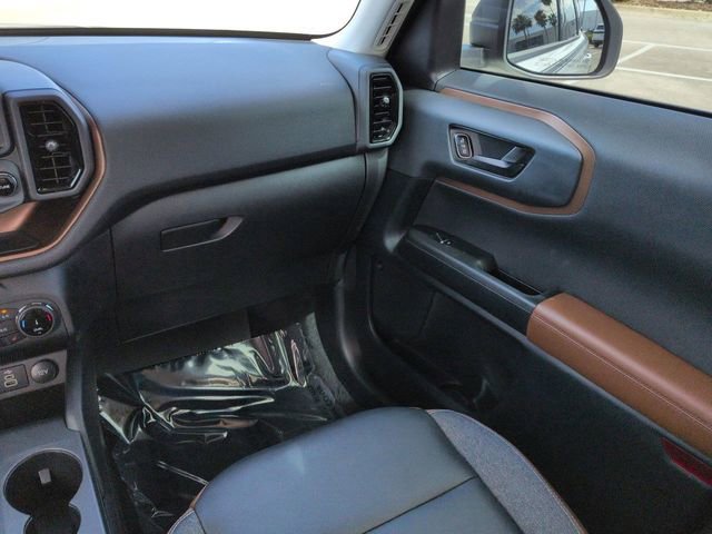 Certified 2023 Ford Bronco Sport Outer Banks w/ Tech Package AWD/4WD image 17