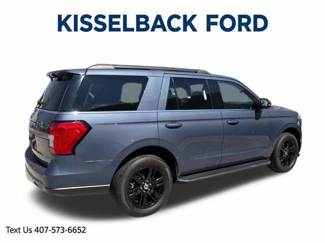 Certified 2023 Ford Expedition XLT image 5