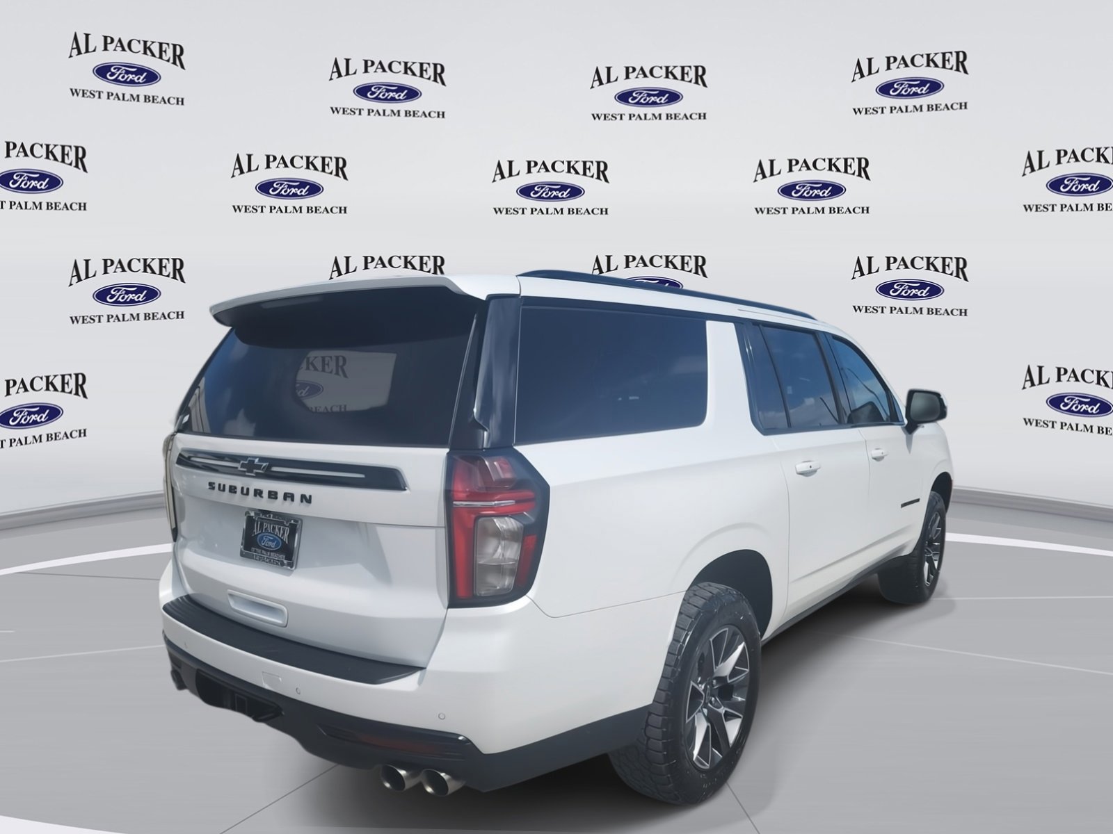Used 2023 Chevrolet Suburban Z71 w/ Z71 Off-Road Package image 5