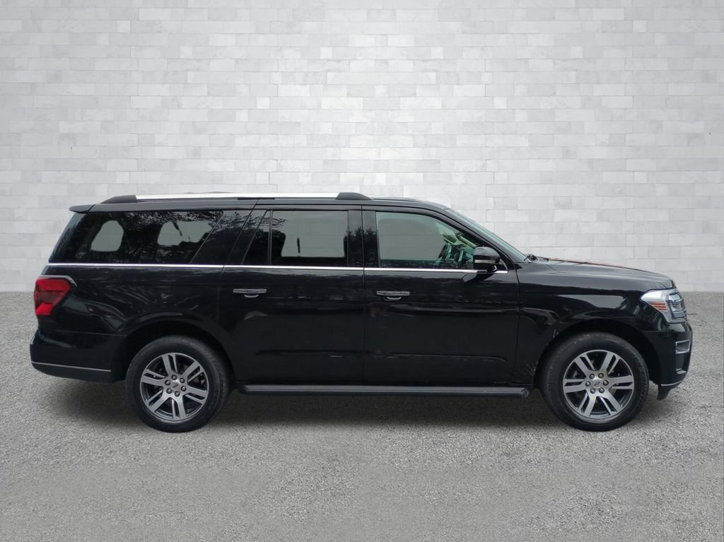 Certified 2024 Ford Expedition Max Limited RWD image 3
