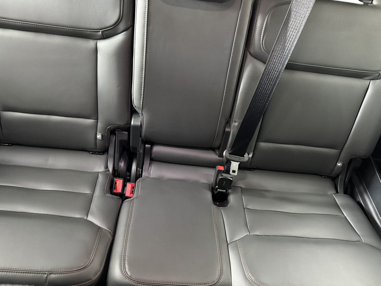 Certified 2025 Ford Expedition Active AWD/4WD image 17