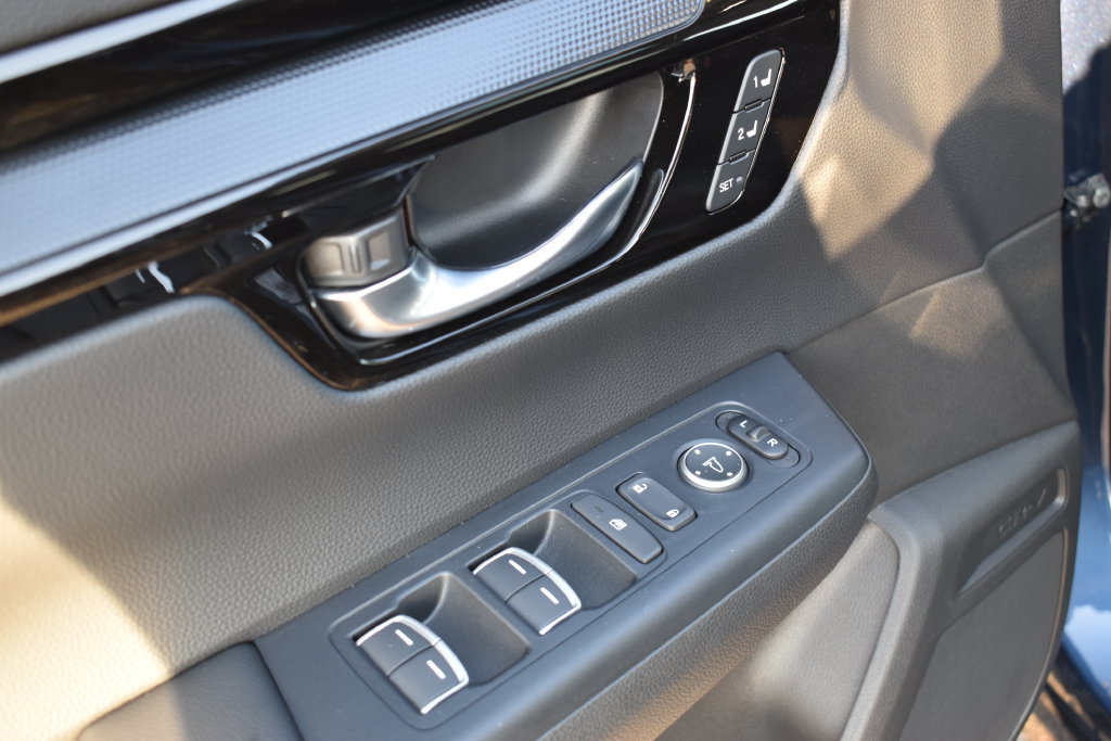 Used 2023 Honda CR-V EX-L image 25