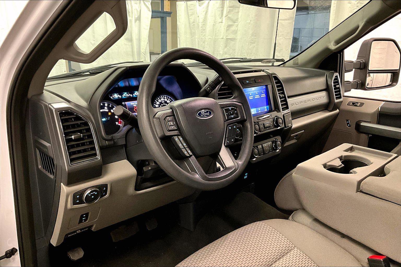 Certified 2022 Ford F350 XLT w/ XLT Value Package image 12