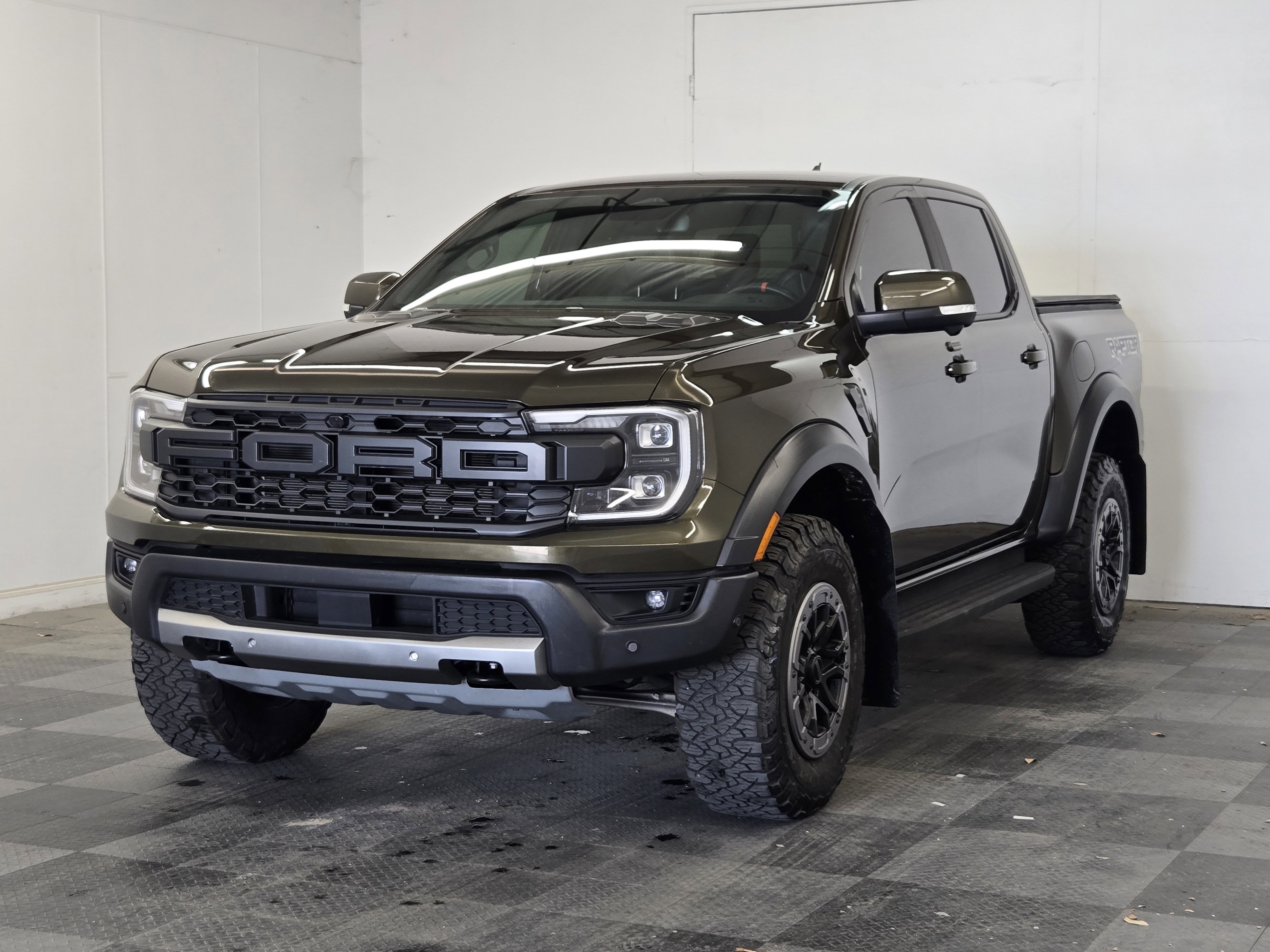 Certified 2024 Ford Ranger Raptor AWD/4WD video 4