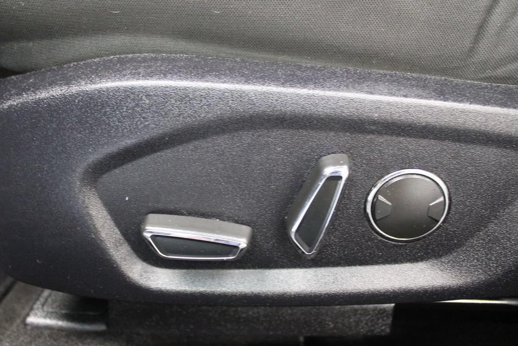 Certified 2020 Ford Fusion SE FWD image 14