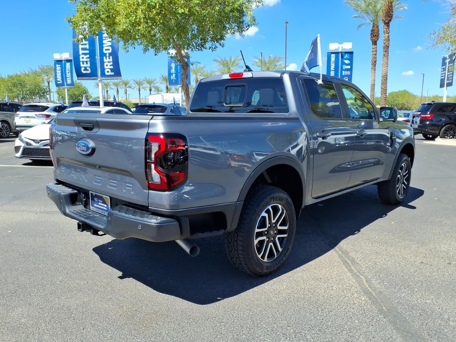 Certified 2025 Ford Ranger Lariat w/ Trailer Tow Package RWD image 4