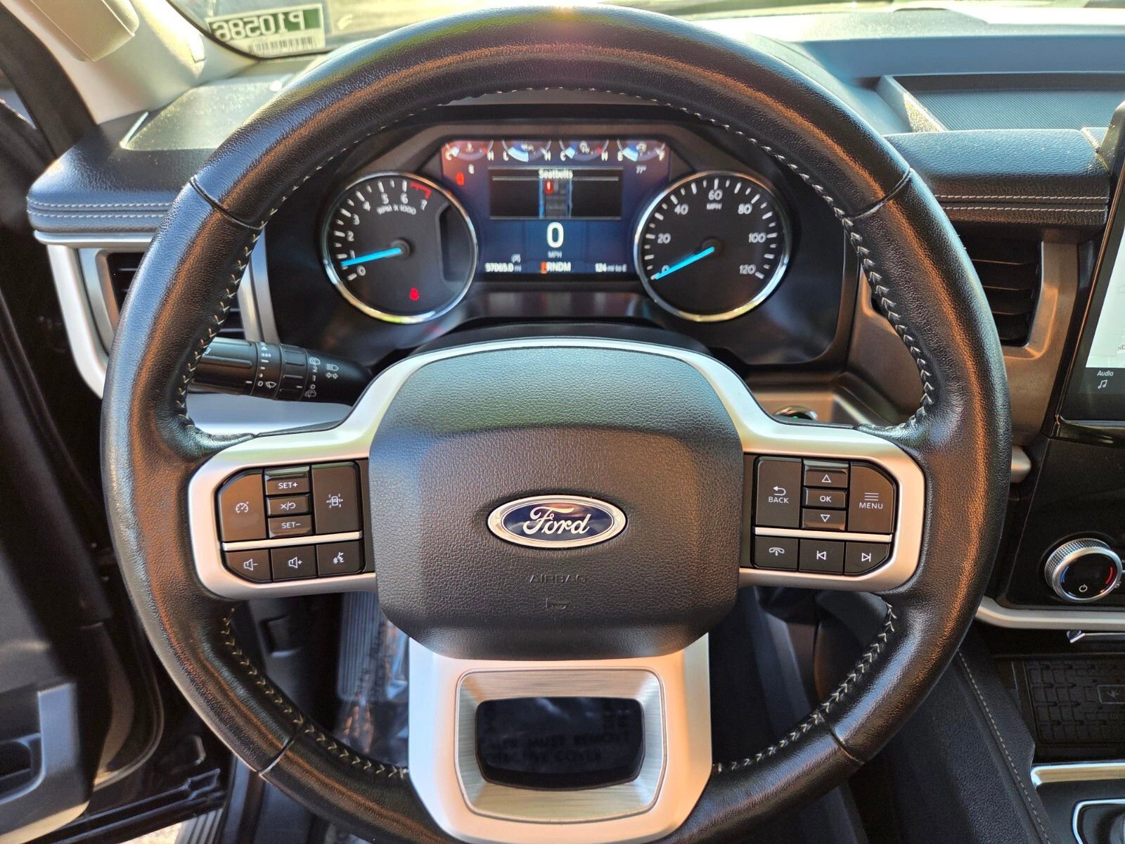 Certified 2024 Ford Expedition XLT image 19