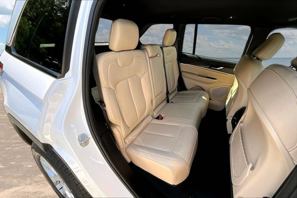 Used 2023 Jeep Grand Cherokee Limited RWD image 26