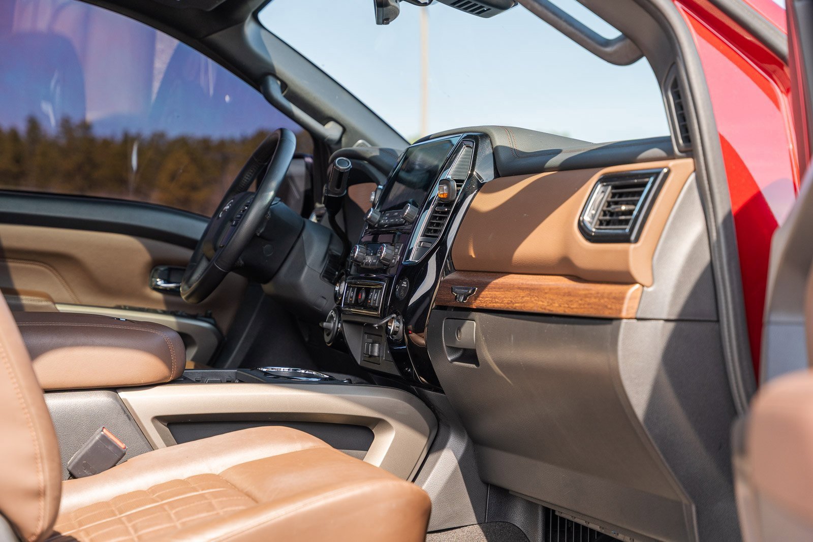 Used 2023 Nissan Titan Platinum Reserve w/ Moonroof Package image 20