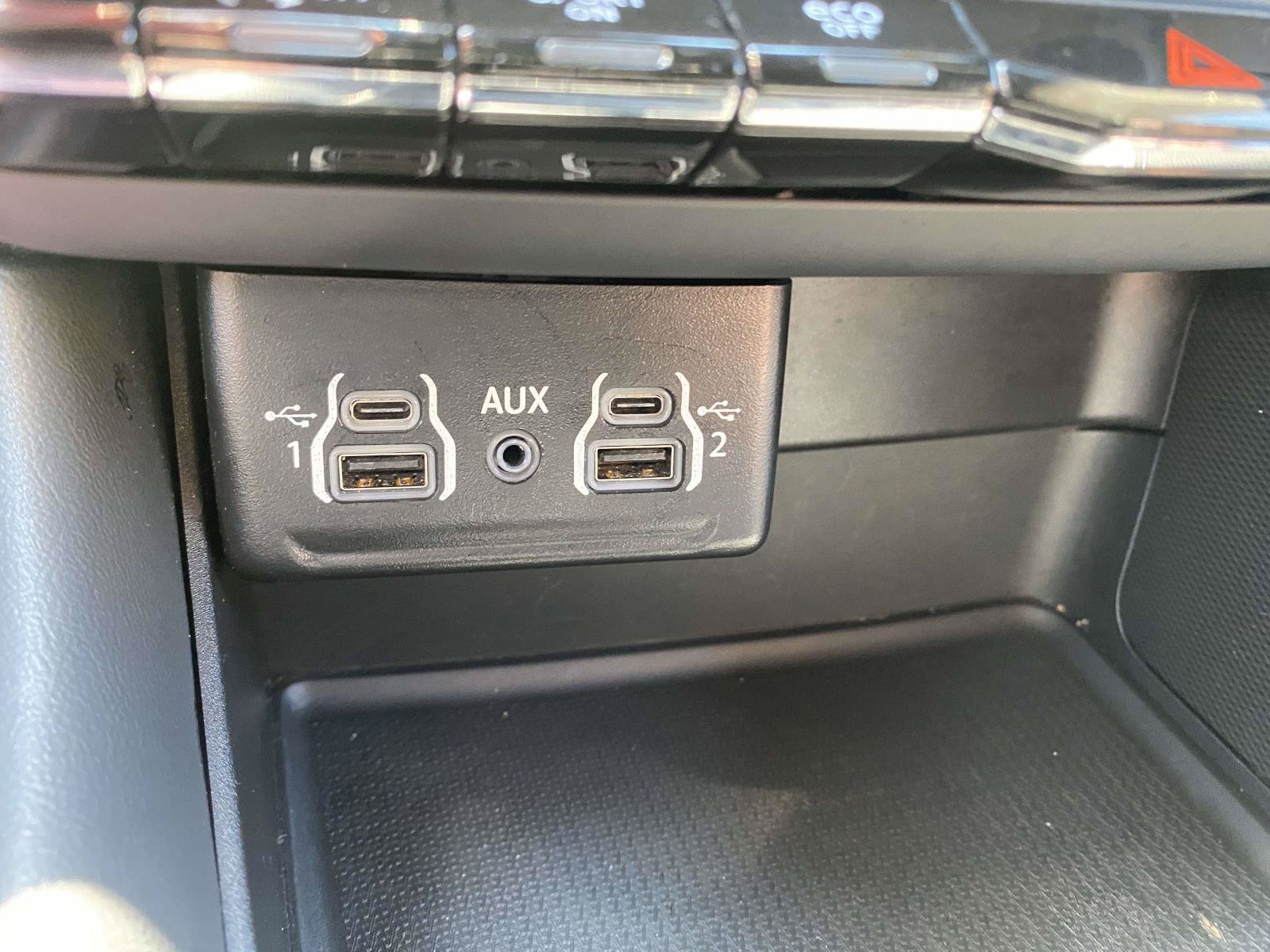 Used 2025 Dodge Durango GT RWD image 27