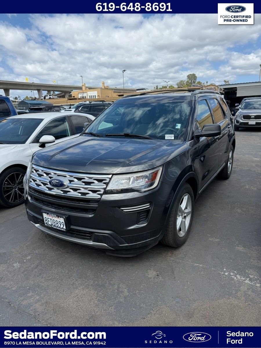 Certified 2018 Ford Explorer XLT FWD image 1